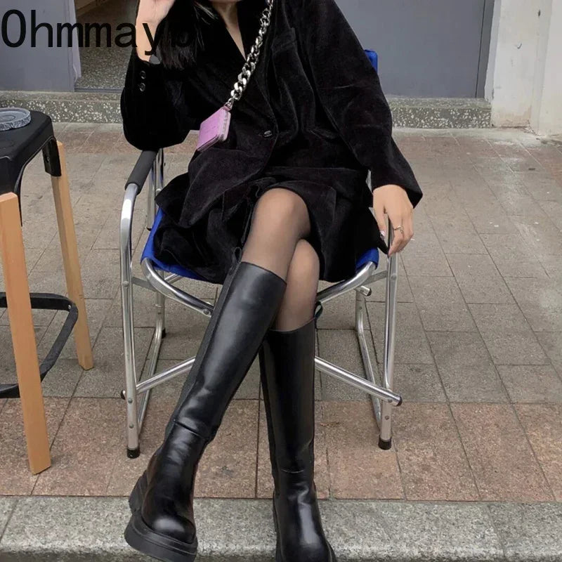 Bottes genou femme – plateforme, talons carrés, fourrure chaude, look mode automne/hiver